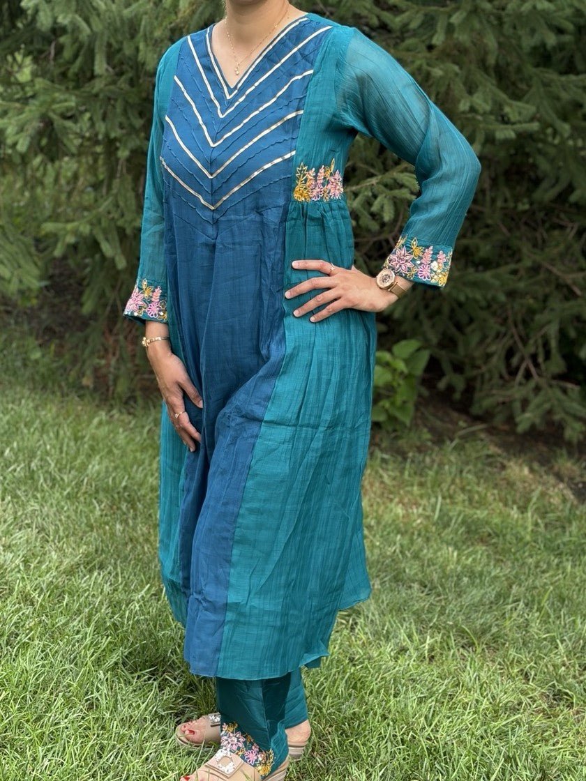 Dual-Tone Mul Chanderi Dress Set - Maatruu