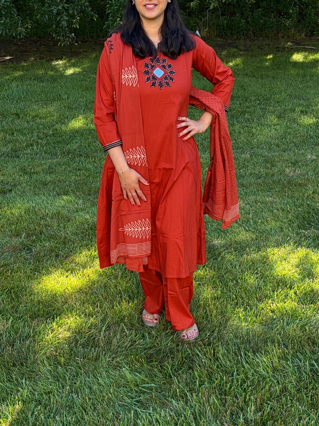 Natural Cotton A-Line 3-Piece Set with Mirror Work - Maatruu