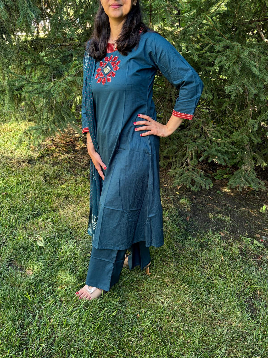 Natural Cotton A-Line 3-Piece Set with Mirror Work - Maatruu