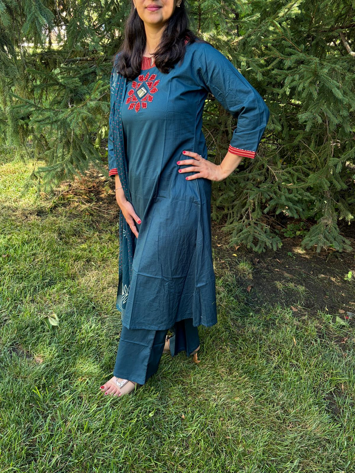 Natural Cotton A-Line 3-Piece Set with Mirror Work - Maatruu